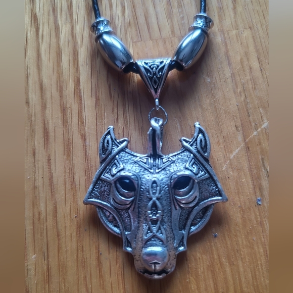 Handmade Necklace with Wolf and Tibetan Silver Beads - Picture 3 of 6